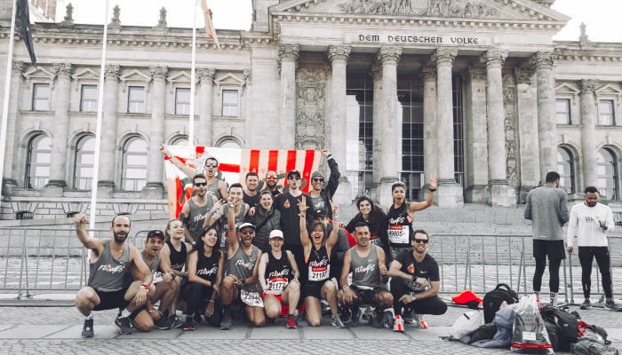 Foto de grupo previo a la carrera